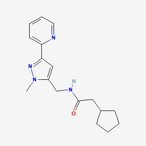 molecular formula C17H22N4O B2506230 2-Cyclopentyl-N-[(2-methyl-5-pyridin-2-ylpyrazol-3-yl)methyl]acetamide CAS No. 2320149-83-3