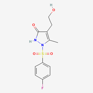 molecular formula C12H13FN2O4S B2506688 1-[(4-fluorophenyl)sulfonyl]-4-(2-hydroxyethyl)-5-methyl-1,2-dihydro-3H-pyrazol-3-one CAS No. 866040-30-4
