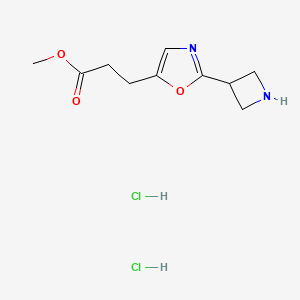 molecular formula C10H16Cl2N2O3 B2506729 3-[2-(氮杂环丁-3-基)-1,3-恶唑-5-基]丙酸甲酯;二盐酸盐 CAS No. 2470438-73-2