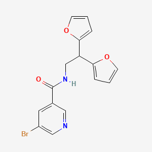 molecular formula C16H13BrN2O3 B2506813 5-bromo-N-(2,2-di(furan-2-yl)éthyl)nicotinamide CAS No. 2097898-43-4