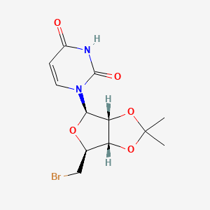 molecular formula C12H15BrN2O5 B2506859 5'-溴-5'-脱氧-2',3'-O-异丙基脲苷 CAS No. 19556-52-6