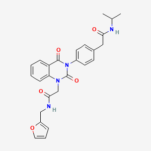 molecular formula C26H26N4O5 B2507096 2-{4-[1-{2-[(2-furylmethyl)amino]-2-oxoethyl}-2,4-dioxo-1,4-dihydroquinazolin-3(2H)-yl]phenyl}-N-isopropylacetamide CAS No. 946354-81-0