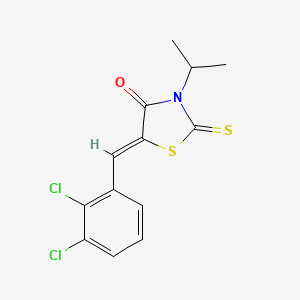 molecular formula C13H11Cl2NOS2 B2507452 (Z)-5-(2,3-dichlorobenzylidene)-3-isopropyl-2-thioxothiazolidin-4-one CAS No. 627039-26-3