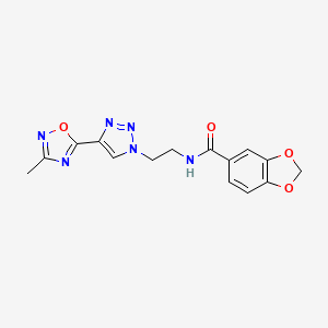 molecular formula C15H14N6O4 B2507519 N-(2-(4-(3-甲基-1,2,4-恶二唑-5-基)-1H-1,2,3-三唑-1-基)乙基)苯并[d][1,3]二氧杂环戊烯-5-甲酰胺 CAS No. 2034508-75-1