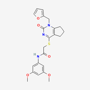 molecular formula C22H23N3O5S B2507687 N-(3,5-二甲氧基苯基)-2-((1-(呋喃-2-基甲基)-2-氧代-2,5,6,7-四氢-1H-环戊[d]嘧啶-4-基)硫代)乙酰胺 CAS No. 899747-09-2