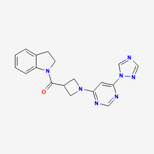 molecular formula C18H17N7O B2508209 (1-(6-(1H-1,2,4-triazol-1-yl)pyrimidin-4-yl)azetidin-3-yl)(indolin-1-yl)methanone CAS No. 2034583-22-5