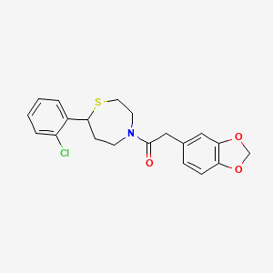 molecular formula C20H20ClNO3S B2508601 2-(Benzo[d][1,3]dioxol-5-yl)-1-(7-(2-chlorophenyl)-1,4-thiazepan-4-yl)ethanone CAS No. 1798543-27-7