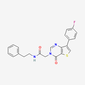 molecular formula C22H18FN3O2S B2508993 2-[7-(4-氟苯基)-4-氧代噻吩并[3,2-d]嘧啶-3(4H)-基]-N-(2-苯乙基)乙酰胺 CAS No. 1207047-92-4