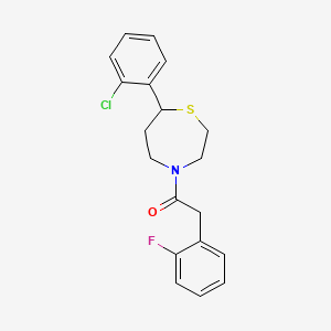 1-(7-(2-Chlorophenyl)-1,4-thiazepan-4-yl)-2-(2-fluorophenyl)ethanone