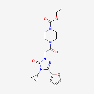 molecular formula C18H23N5O5 B2511089 4-(2-(4-环丙基-3-呋喃-2-基-5-氧代-4,5-二氢-1H-1,2,4-三唑-1-基)乙酰)哌嗪-1-羧酸乙酯 CAS No. 1797585-77-3