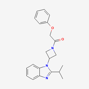 molecular formula C21H23N3O2 B2511241 2-Phenoxy-1-[3-(2-propan-2-ylbenzimidazol-1-yl)azetidin-1-yl]ethanone CAS No. 2415568-74-8