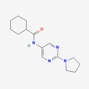 molecular formula C15H22N4O B2511490 N~1~-[2-(1-吡咯烷基)-5-嘧啶基]-1-环己烷甲酰胺 CAS No. 1358710-23-2
