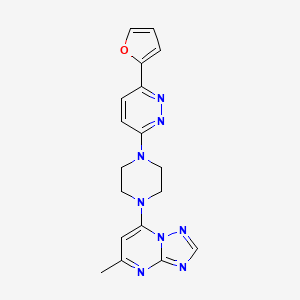 molecular formula C18H18N8O B2512213 7-[4-[6-(Furan-2-yl)pyridazin-3-yl]piperazin-1-yl]-5-methyl-[1,2,4]triazolo[1,5-a]pyrimidine CAS No. 2380185-88-4