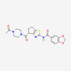 molecular formula C21H22N4O5S B2512285 N-(4-(4-乙酰哌嗪-1-羰基)-5,6-二氢-4H-环戊[d]噻唑-2-基)苯并[d][1,3]二氧杂环-5-甲酰胺 CAS No. 955734-07-3