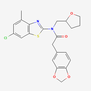 molecular formula C22H21ClN2O4S B2512562 2-(benzo[d][1,3]dioxol-5-yl)-N-(6-chloro-4-methylbenzo[d]thiazol-2-yl)-N-((tetrahydrofuran-2-yl)methyl)acetamide CAS No. 922093-44-5