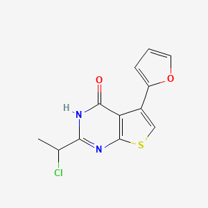molecular formula C12H9ClN2O2S B2512712 2-(1-chloroethyl)-5-(furan-2-yl)-1H,4H-thieno[2,3-d]pyrimidin-4-one CAS No. 877041-23-1