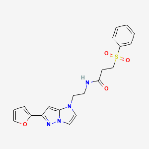 molecular formula C20H20N4O4S B2512820 N-(2-(6-(呋喃-2-基)-1H-咪唑并[1,2-b]吡唑-1-基)乙基)-3-(苯磺酰基)丙酰胺 CAS No. 1798490-43-3