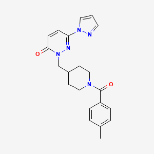 molecular formula C21H23N5O2 B2512846 2-[[1-(4-Methylbenzoyl)piperidin-4-yl]methyl]-6-pyrazol-1-ylpyridazin-3-one CAS No. 2379984-01-5