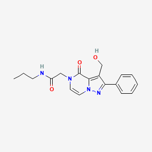 molecular formula C18H20N4O3 B2513126 2-[3-(hydroxymethyl)-4-oxo-2-phenylpyrazolo[1,5-a]pyrazin-5(4H)-yl]-N-propylacetamide CAS No. 1775440-04-4