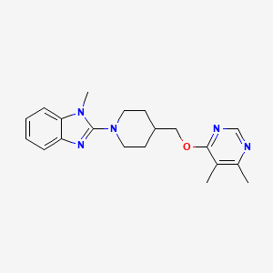 molecular formula C20H25N5O B2513274 2-(4-(((5,6-二甲基嘧啶-4-基)氧)甲基)哌啶-1-基)-1-甲基-1H-苯并[d]咪唑 CAS No. 2320665-48-1
