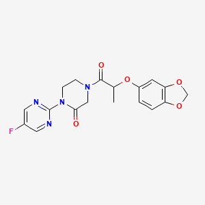 molecular formula C18H17FN4O5 B2514577 4-[2-(1,3-Benzodioxol-5-yloxy)propanoyl]-1-(5-fluoropyrimidin-2-yl)piperazin-2-one CAS No. 2309588-15-4