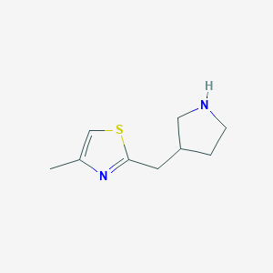 molecular formula C9H14N2S B2515136 4-甲基-2-[(吡咯烷-3-基)甲基]-1,3-噻唑 CAS No. 1521112-55-9