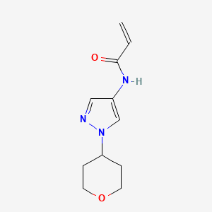 N-[1-(Oxan-4-yl)pyrazol-4-yl]prop-2-enamide