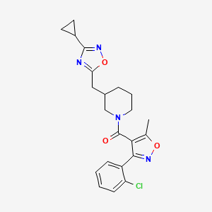 (3-(2-Chlorophenyl)-5-methylisoxazol-4-yl)(3-((3-cyclopropyl-1,2,4-oxadiazol-5-yl)methyl)piperidin-1-yl)methanone