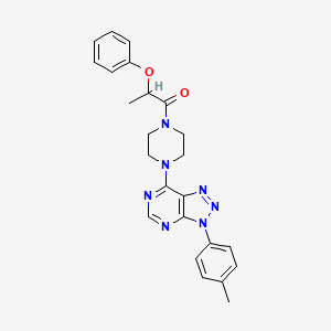 molecular formula C24H25N7O2 B2516829 2-苯氧基-1-(4-(3-(对甲苯基)-3H-[1,2,3]三唑并[4,5-d]嘧啶-7-基)哌嗪-1-基)丙-1-酮 CAS No. 920225-74-7