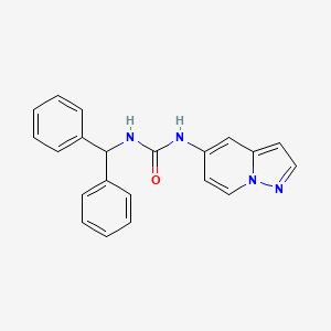 molecular formula C21H18N4O B2517128 1-苯并二甲酰基-3-(吡唑并[1,5-a]吡啶-5-基)脲 CAS No. 2034548-78-0