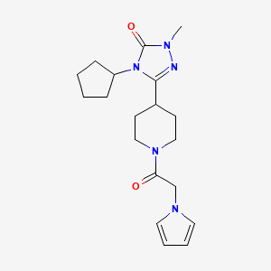 molecular formula C19H27N5O2 B2517554 3-(1-(2-(1H-pyrrol-1-yl)acetyl)piperidin-4-yl)-4-cyclopentyl-1-methyl-1H-1,2,4-triazol-5(4H)-one CAS No. 1421484-44-7