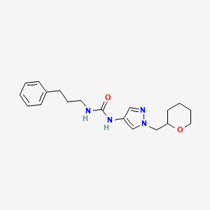 molecular formula C19H26N4O2 B2517747 1-(3-phenylpropyl)-3-(1-((tetrahydro-2H-pyran-2-yl)methyl)-1H-pyrazol-4-yl)urea CAS No. 2034374-57-5
