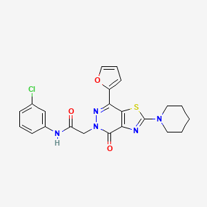 molecular formula C22H20ClN5O3S B2518402 N-(3-氯苯基)-2-(7-(呋喃-2-基)-4-氧代-2-(哌啶-1-基)噻唑并[4,5-d]嘧啶-5(4H)-基)乙酰胺 CAS No. 1105208-77-2