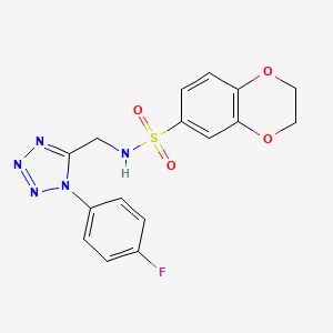 molecular formula C16H14FN5O4S B2518473 N-((1-(4-fluorophenyl)-1H-tetrazol-5-yl)methyl)-2,3-dihydrobenzo[b][1,4]dioxine-6-sulfonamide CAS No. 941875-23-6