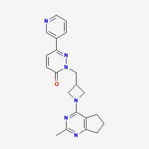 2-[(1-{2-methyl-5H,6H,7H-cyclopenta[d]pyrimidin-4-yl}azetidin-3-yl)methyl]-6-(pyridin-3-yl)-2,3-dihydropyridazin-3-one
