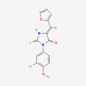 (5Z)-3-(3-chloro-4-methoxyphenyl)-5-(furan-2-ylmethylidene)-2-sulfanylideneimidazolidin-4-one