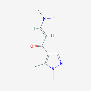 molecular formula C10H15N3O B2519555 (E)-3-(dimethylamino)-1-(1,5-dimethylpyrazol-4-yl)prop-2-en-1-one CAS No. 1001500-19-1