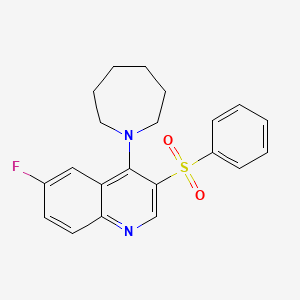 molecular formula C21H21FN2O2S B2519952 4-(Azepan-1-yl)-3-(benzenesulfonyl)-6-fluoroquinoline CAS No. 866844-19-1