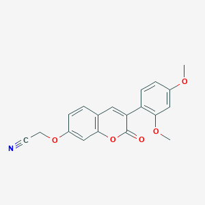 molecular formula C19H15NO5 B2520176 2-((3-(2,4-二甲氧基苯基)-2-氧代-2H-香豆素-7-基)氧基)乙腈 CAS No. 864763-54-2
