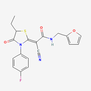 (2Z)-2-cyano-2-[5-ethyl-3-(4-fluorophenyl)-4-oxo-1,3-thiazolidin-2-ylidene]-N-(furan-2-ylmethyl)acetamide