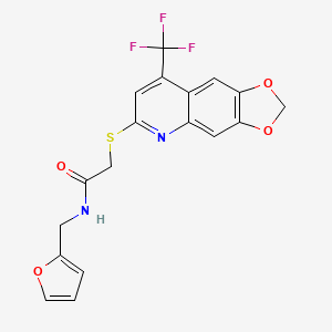 molecular formula C18H13F3N2O4S B2521157 N-(furan-2-ylmethyl)-2-((8-(trifluoromethyl)-[1,3]dioxolo[4,5-g]quinolin-6-yl)thio)acetamide CAS No. 852696-68-5