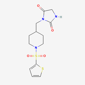 molecular formula C13H17N3O4S2 B2521160 3-((1-(チオフェン-2-イルスルホニル)ピペリジン-4-イル)メチル)イミダゾリジン-2,4-ジオン CAS No. 1421497-46-2