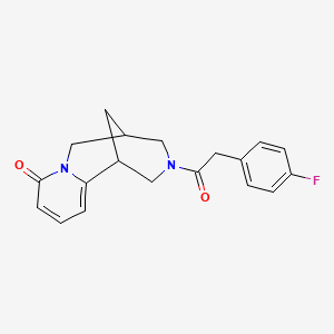 molecular formula C19H19FN2O2 B2521518 3-(2-(4-fluorophenyl)acetyl)-3,4,5,6-tetrahydro-1H-1,5-methanopyrido[1,2-a][1,5]diazocin-8(2H)-one CAS No. 1257551-94-2