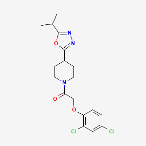 2-(2,4-Dichlorophenoxy)-1-(4-(5-isopropyl-1,3,4-oxadiazol-2-yl)piperidin-1-yl)ethanone