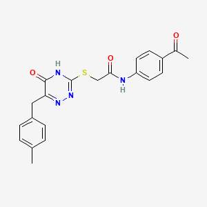 molecular formula C21H20N4O3S B2523192 N-(4-acétylphényl)-2-((6-(4-méthylbenzyl)-5-oxo-4,5-dihydro-1,2,4-triazin-3-yl)thio)acétamide CAS No. 898606-00-3