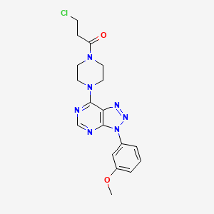 molecular formula C18H20ClN7O2 B2523214 3-chloro-1-(4-(3-(3-methoxyphenyl)-3H-[1,2,3]triazolo[4,5-d]pyrimidin-7-yl)piperazin-1-yl)propan-1-one CAS No. 920205-25-0