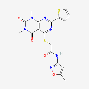 molecular formula C18H16N6O4S2 B2523499 2-((6,8-二甲基-5,7-二氧代-2-(噻吩-2-基)-5,6,7,8-四氢嘧啶并[4,5-d]嘧啶-4-基)硫代)-N-(5-甲基异恶唑-3-基)乙酰胺 CAS No. 847192-08-9