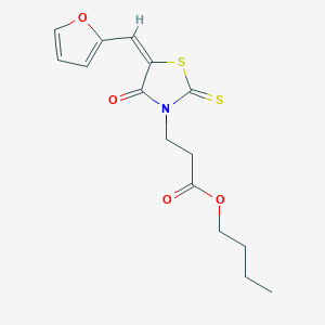 molecular formula C15H17NO4S2 B2523642 (E)-butyl 3-(5-(furan-2-ylmethylene)-4-oxo-2-thioxothiazolidin-3-yl)propanoate CAS No. 612803-68-6