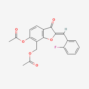 molecular formula C20H15FO6 B2523898 (Z)-(6-acétoxy-2-(2-fluorobenzylidène)-3-oxo-2,3-dihydrobenzofuranne-7-yl)méthyl acétate CAS No. 879927-77-2