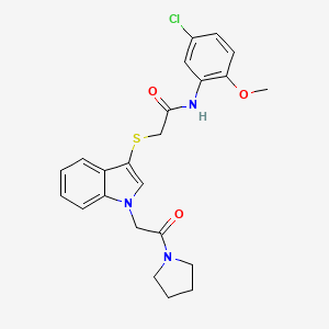 molecular formula C23H24ClN3O3S B2524060 N-(5-氯-2-甲氧苯基)-2-{[1-(2-氧代-2-吡咯烷-1-基乙基)-1H-吲哚-3-基]硫代}乙酰胺 CAS No. 877658-83-8
